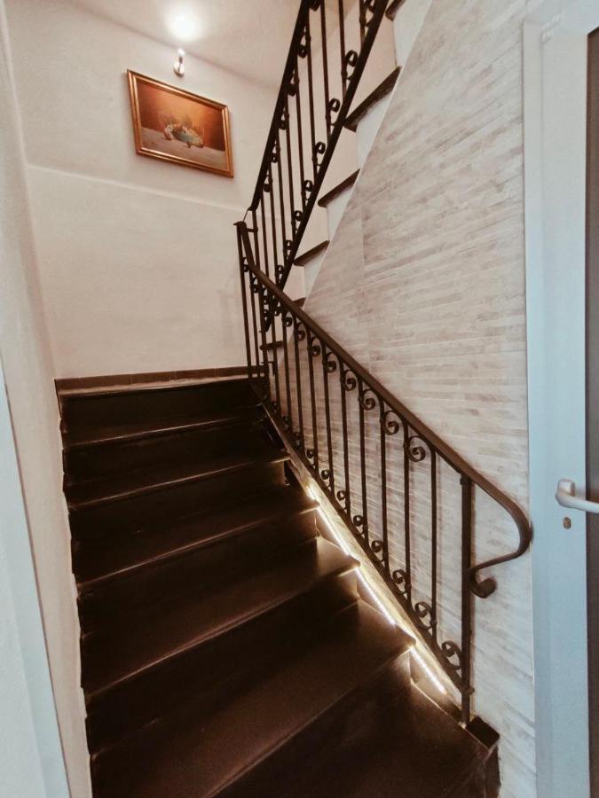 B&B Petit Dejeuner Chiavari Exterior foto