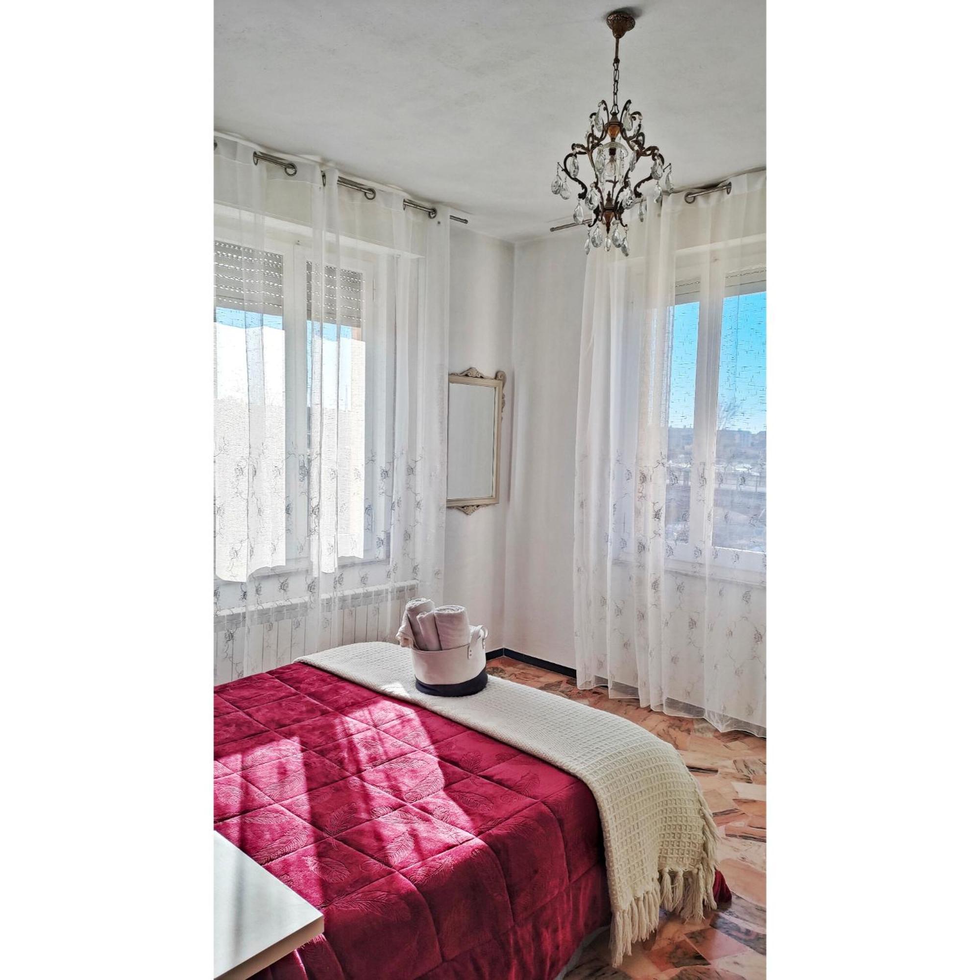 B&B Petit Dejeuner Chiavari Exterior foto